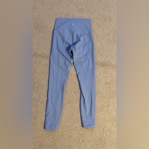 Size 4 Lululemon wunder under full on luxtreme leggings